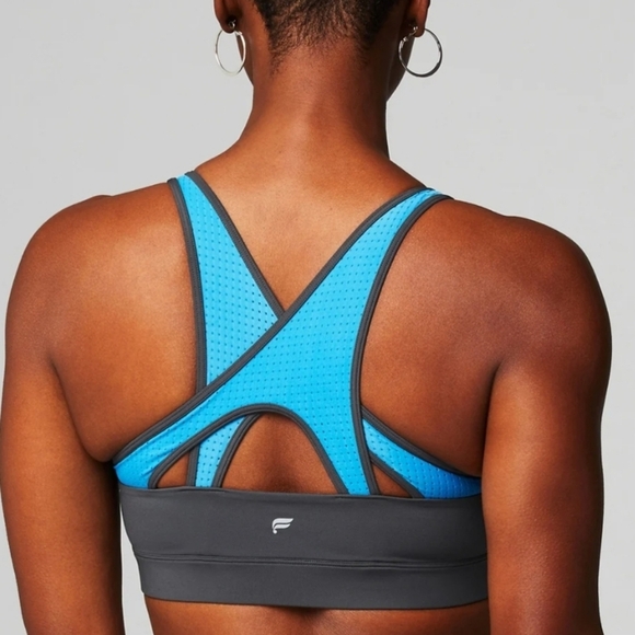NWT Fabletics Mesh Breathable Medium Impact Sports Bra in onyx/ riptide XS - Picture 3 of 5